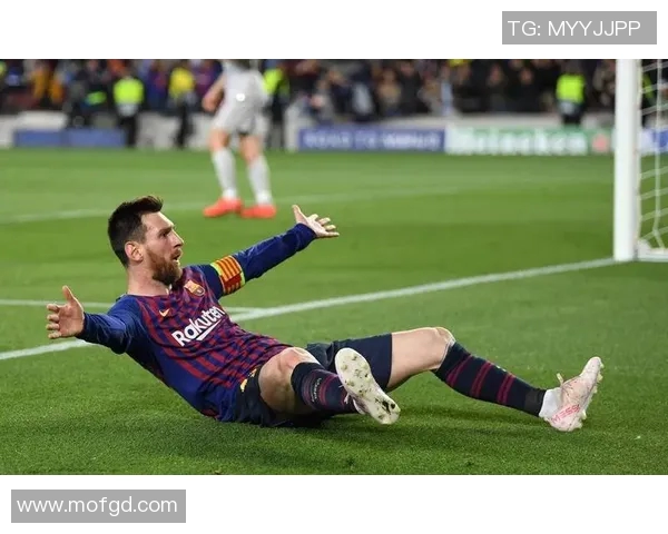 足球明星精彩瞬间踏板展示图集尽显运动魅力与风采