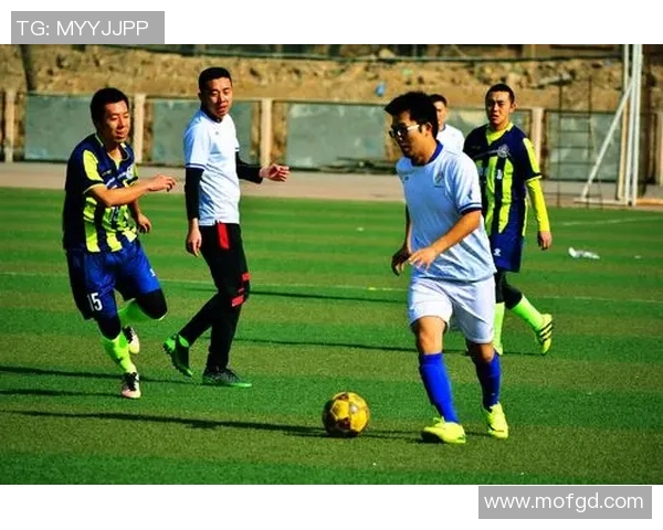 足球明星轻松时刻趣味瞬间大集合精彩图片分享